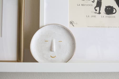 Happy Face Plate | Decorative Tray in Decorative Objects by Kristina Kotlier. Item made of ceramic