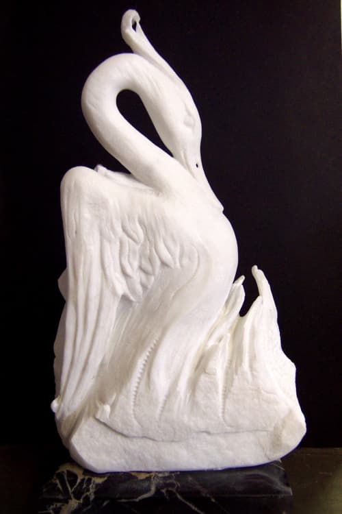 Swan | Sculptures by Dario Tazzioli. Item made of marble