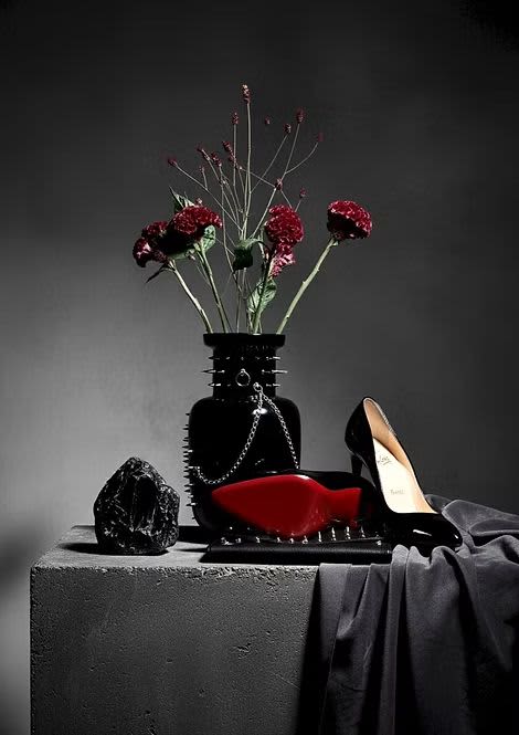 NOT VANILLA_Vinyl Black | Vase in Vases & Vessels by neo