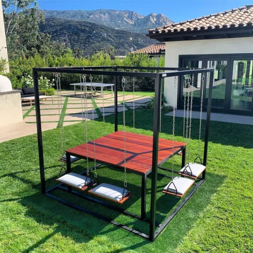8-Seater Swing Mahogony | Picnic Table in Tables by SwingTables. Item composed of wood & steel