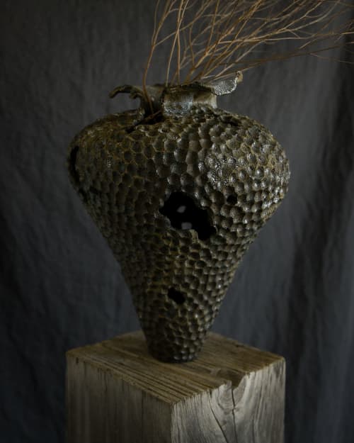 Organic Form No.5 | Sculptures by Alex Roby Design. Item composed of ceramic in minimalism or contemporary style