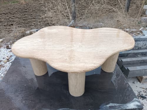 Coffee Table Amorphous Travertine | Tables by Babil Stone. Item composed of stone in minimalism or art deco style