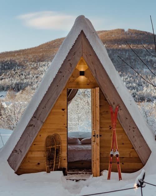 Lushna Cabin by Lushna Glamping at Eastwind Hotel & Bar, Windham