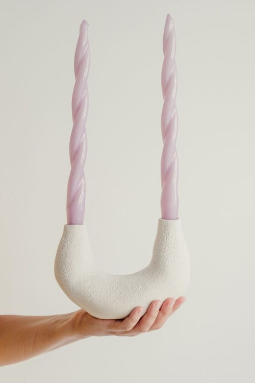 Ceramic u-shaped candleholder | Decorative Objects by niho Ceramics
