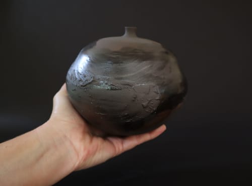 RWH-126 | Vase in Vases & Vessels by Rosa Wiland Holmes. Item made of stoneware