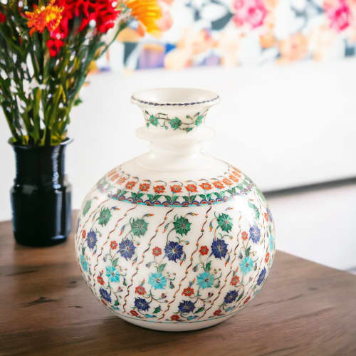 White marble vase, Marble vase for flowers, marble vase | Vases & Vessels by Innovative Home Decors. Item made of marble works with country & farmhouse & art deco style