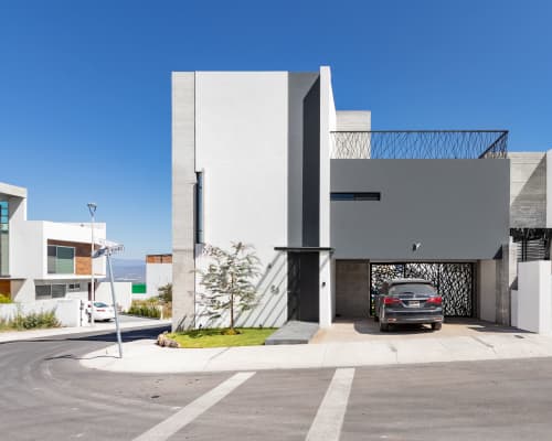 Proyecto Residencial Zibatá | Architecture by Rios de Arquitectura | Private Residence, Zibatá in Zibatá. Item composed of metal & concrete