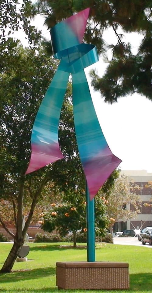 Ribbon of Hope | Public Sculptures by Creative Healing by Lia Strell | Scripps Memorial Hospital La Jolla in San Diego. Item composed of steel