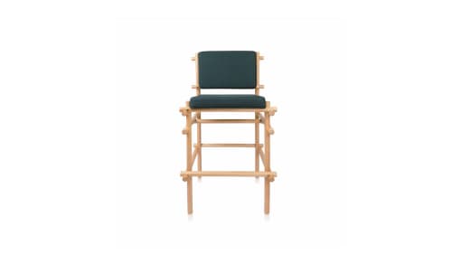 Pipa Stool bar | Bar Stool in Chairs by Tiago Curioni Studio. Item composed of wood and linen