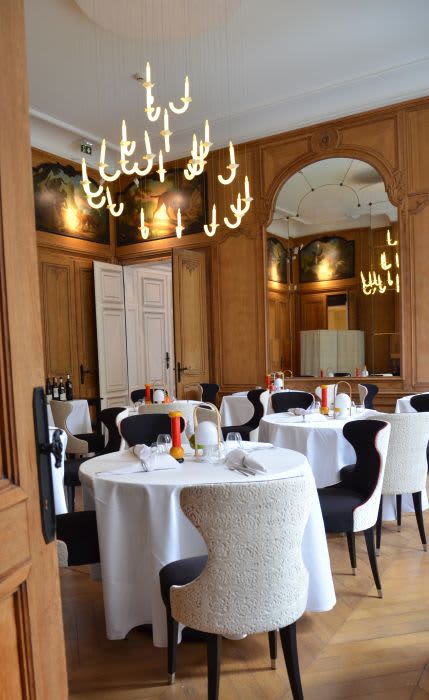Wersailles Suspensions | Chandeliers by Beau&Bien | Clarance Hotel in Lille