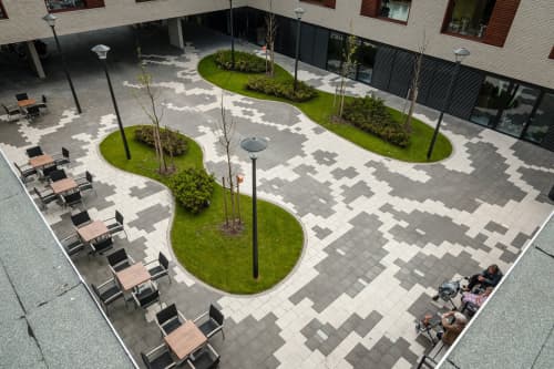 DAJTROC | Murals by STUDIO NICK ERVINCK | Wzc t HOF in Lichtervelde. Item composed of synthetic