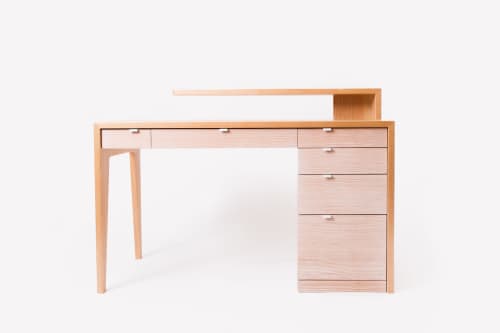 Custom desk | Tables by SHIPWAY living design. Item made of wood