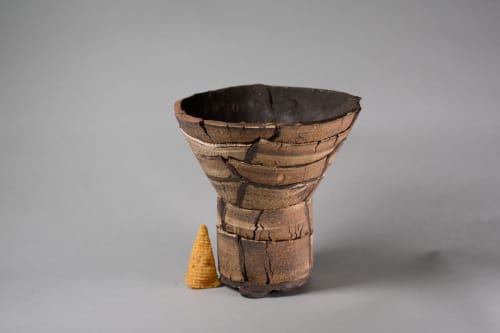 Cyk-1 | Planter in Vases & Vessels by COM WORK STUDIO