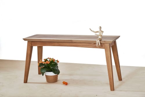 CLASIC Bench or Table | Cocktail Table in Tables by VANDENHEEDE FURNITURE-ART-DESIGN. Item made of walnut works with contemporary & japandi style