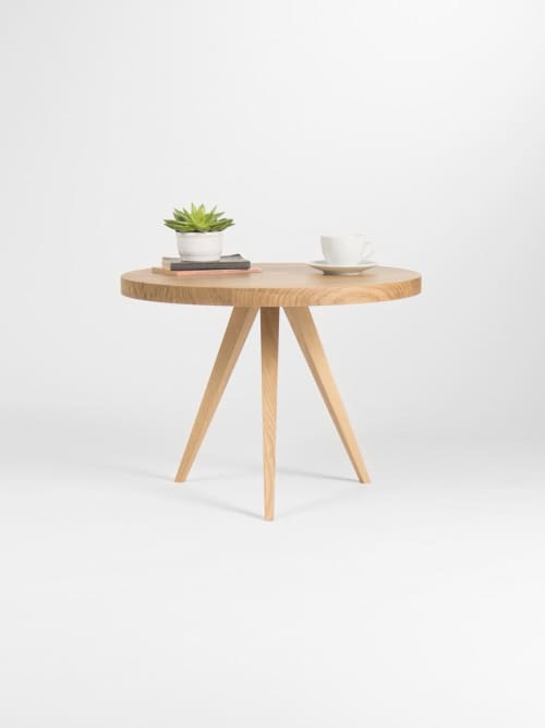 Round coffee table, small end table, accent table | Tables by Mo Woodwork. Item composed of oak wood