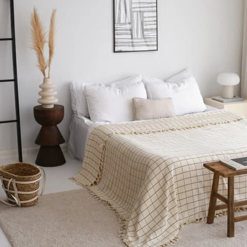 Plaid bed blanket hot sale