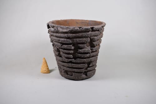 Whb-2 | Planter in Vases & Vessels by COM WORK STUDIO