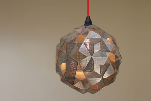 Allium mini | Pendants by TristianThornhill. Item made of steel