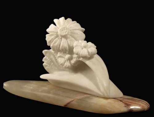 Flowers | Sculptures by Dario Tazzioli. Item made of marble