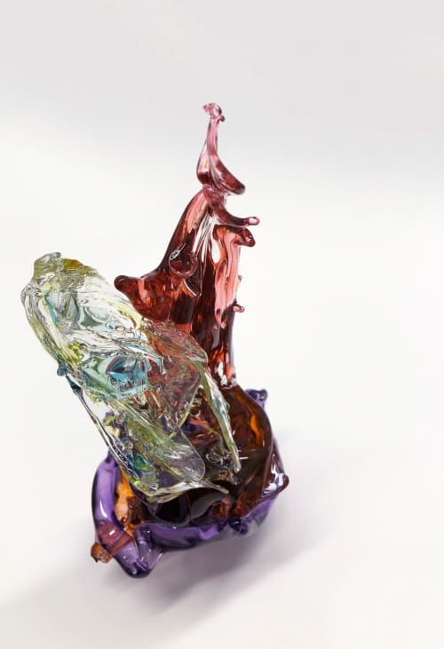 Eye of a Plum | Sculptures by Donny Nie. Item made of glass