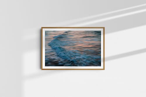 The Uniqueness of Waves XXXIX | Limited Edition Print | Photography by Tal Paz-Fridman | Limited Edition Photography. Item made of paper works with contemporary & country & farmhouse style
