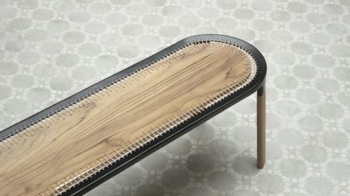 Ciro Bench | Benches & Ottomans by Murubi | Madhav Bagh - Royal Heritage Stay in Vadodara. Item composed of walnut & aluminum compatible with minimalism and asian style
