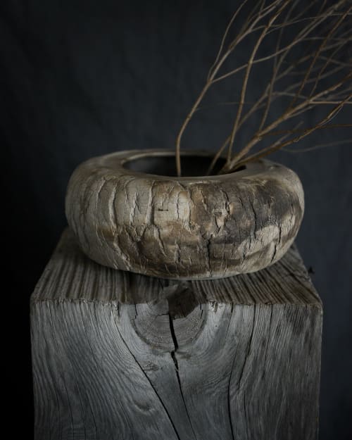 Cenizas Distressed Vessel No.2 | Sculptures by Alex Roby Design. Item composed of ceramic in minimalism or contemporary style