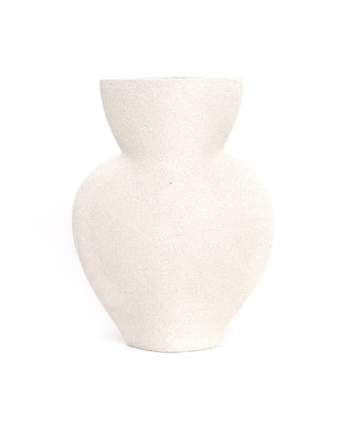 Ceramic Vase 'Amphora - White' | Vases & Vessels by INI CERAMIQUE. Item composed of ceramic in minimalism or contemporary style