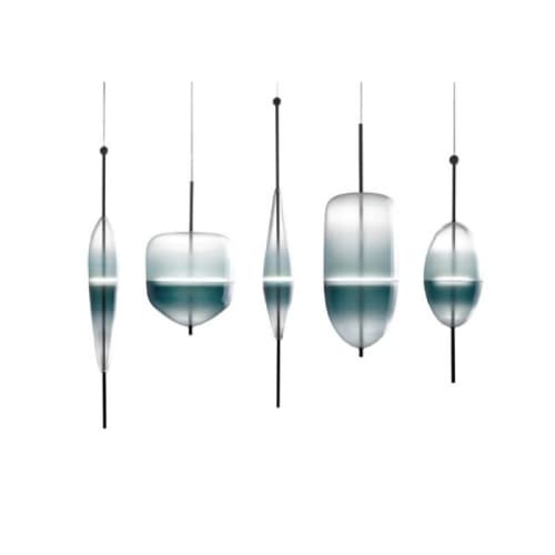 AM2019 FLOW SCULPTURAL SHAPE | Chandeliers by alanmizrahilighting | New York in New York. Item made of aluminum & glass