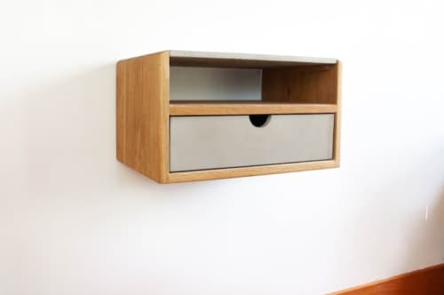 Aby Cloud White Grey | Floating Table in Tables by Curly Woods. Item made of oak wood with concrete works with modern style