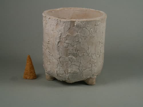 Cllw-4 | Planter in Vases & Vessels by COM WORK STUDIO