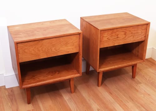 Mid Century Modern Square leg Side/Night Table | Bedside Table in Tables by Simon Metz Woodworking. Item made of wood works with mid century modern & contemporary style