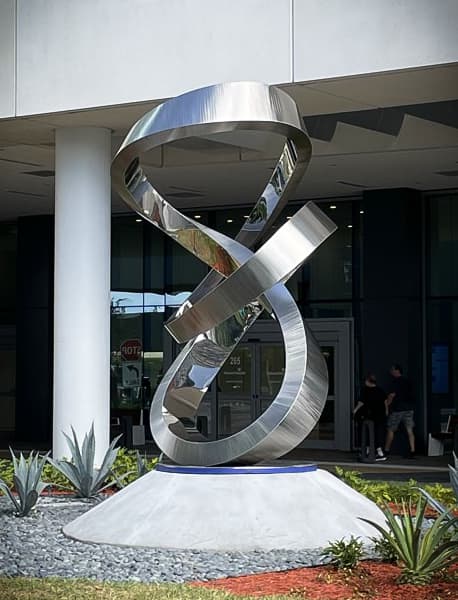 Symphony | Public Sculptures by Innovative Sculpture Design | AdventHealth Medical Group Neuropsychology at Orlando in Orlando. Item made of metal compatible with contemporary and art deco style
