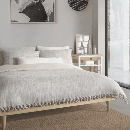 Linen bed online throw