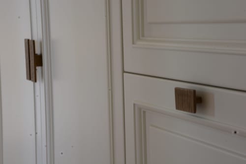 Medium Striped Rectangle | Pull in Hardware by Thea design. Item composed of brass