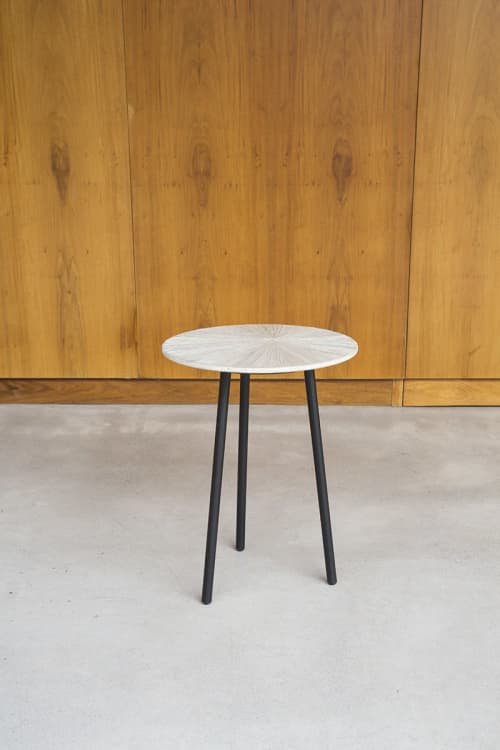 Suca Box | Stool in Chairs by Matriz Design. Item composed of wood and metal