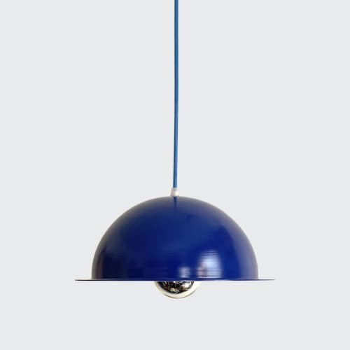 Duomo pendant | Pendants by Lucca Zeray. Item composed of metal