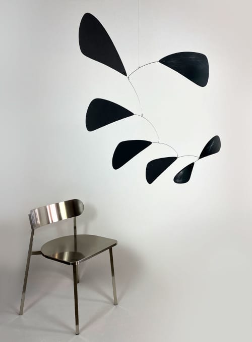 Hommage à Calder I - Kinetic Sculpture | Sculptures by Claudine Gevry Studio | Umbra & Lux in Vancouver. Item made of aluminum