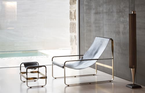 Set Chaise Longue and Footstool, Brass Steel & Leather | Chaise Lounge in Couches & Sofas by Jover + Valls. Item composed of brass & leather