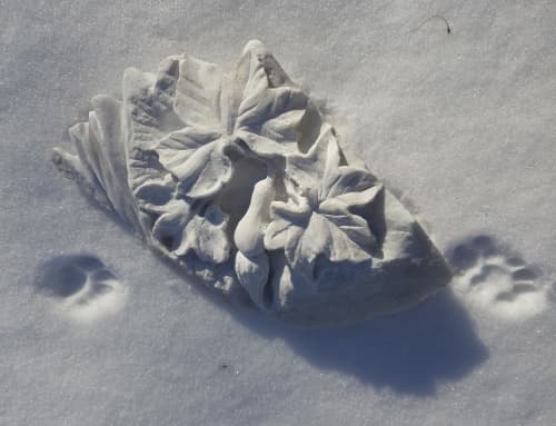 WInter Flowers | Sculptures by Dario Tazzioli. Item made of marble
