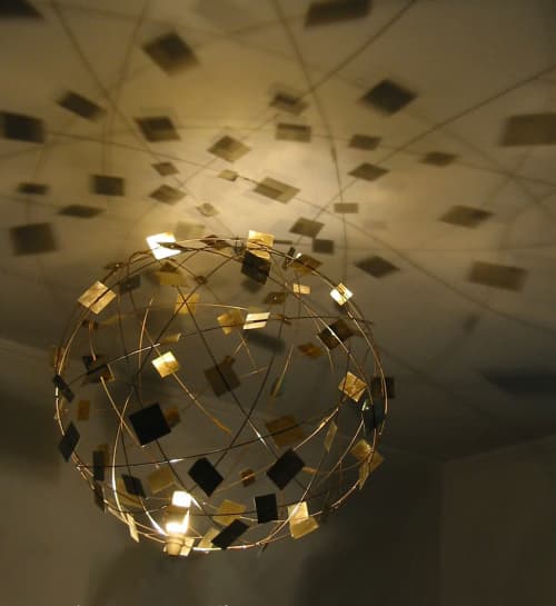 Tontine | Pendants by Ombre Portée | Sofitel Warsaw Victoria in Warszawa. Item composed of brass