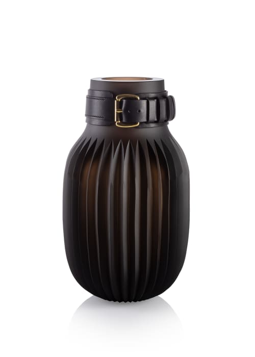 Hero.ine Collection - VIVIENNE Vase | Vases & Vessels by Rückl. Item made of glass compatible with contemporary and modern style