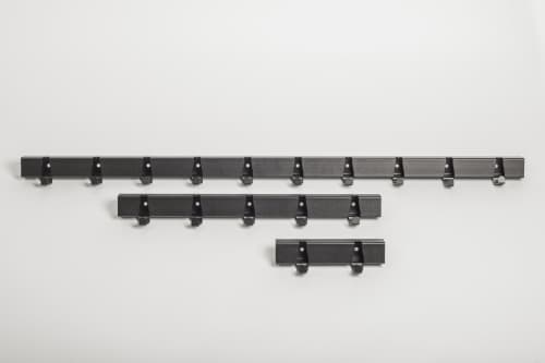 Wall Coat rack by the meter black | Hook in Hardware by Maarten Baptist. Item made of metal