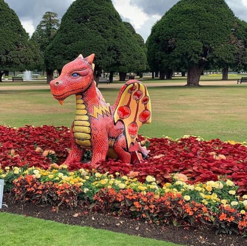 Dragon at Hampton Court | Sculptures by Jenny Leonard | Hampton Court Palace in Molesey
