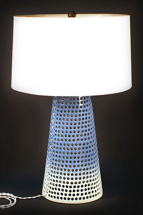 Anne table lamp | Lamps by Ryan Mennealy Ceramics. Item made of stoneware