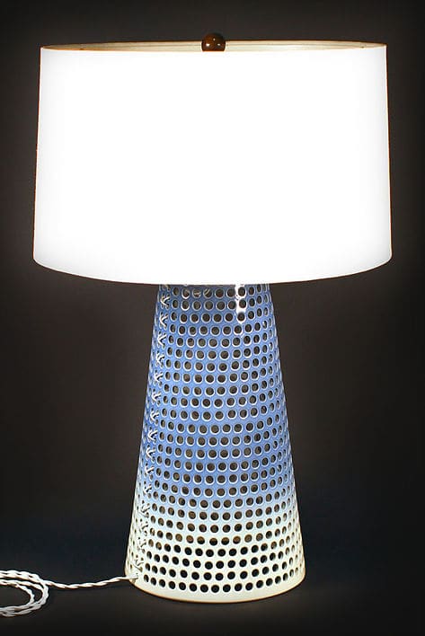 Anne table lamp | Lamps by Ryan Mennealy Ceramics. Item made of stoneware