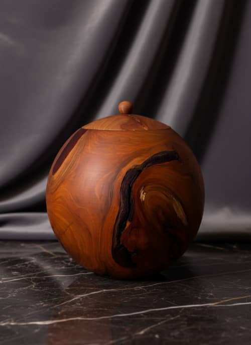 Sculptural Cherry Wood Vessel with Red Epoxy Inlay | Decorative Bowl in Decorative Objects by Holzkunst Samuel Meisinger. Item composed of wood in art deco style