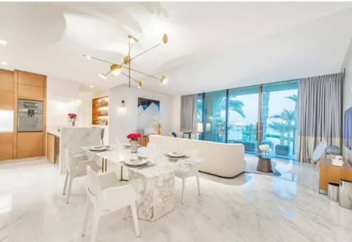 Ovni | Chandeliers by Ombre Portée | The Royal Atlantis Resort & Residences in Dubai. Item made of brass
