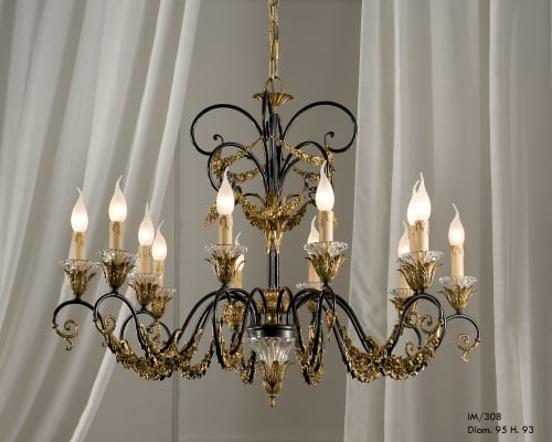 im308 | Chandeliers by Gallo. Item made of brass with glass