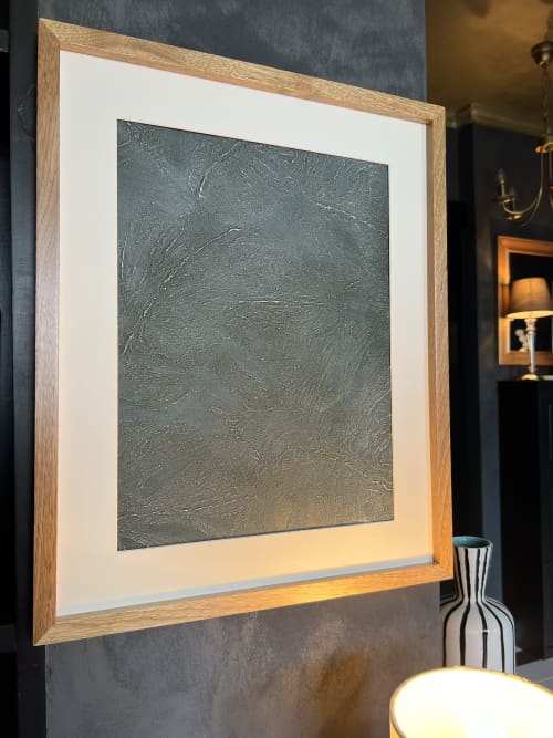 'Cally lilly' Black and White | Mixed Media by IRENA TONE. Item works with minimalism & eclectic & maximalism style
